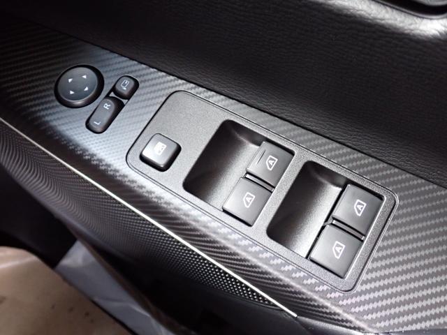 デリカＤ：５ Ｐ　メーカー保証　１０インチディスプレイオーディオ　サイドステップ付　ナビ取付ＰＫＧ　全方位カメラ　ＢＳＭ　電動パーキング　レーダークルーズ　電動リアゲート　ステアリングヒーター　両側電動スライドドア（38枚目）