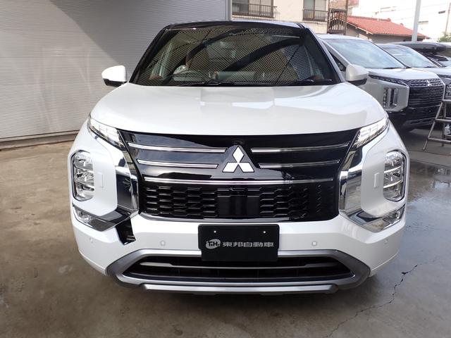 アウトランダーPHEV Pエグゼクティブパッケージ メーカー保証 サンルーフ セミアニリンレザー YAMAHAスピーカー 12.3型HDディスプレイ デジタルインナーミラー 全方位カメラ コーナーセンサー マイパイロット HUD ベンチレーション(16枚目)