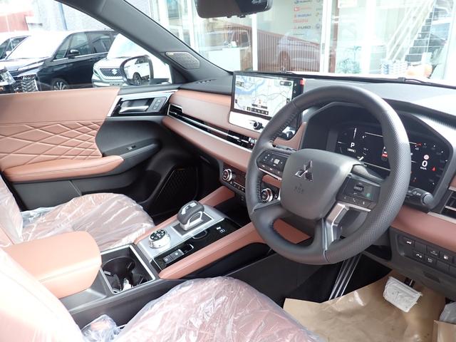 アウトランダーPHEV Pエグゼクティブパッケージ メーカー保証 サンルーフ セミアニリンレザー YAMAHAスピーカー 12.3型HDディスプレイ デジタルインナーミラー 全方位カメラ コーナーセンサー マイパイロット HUD ベンチレーション(29枚目)