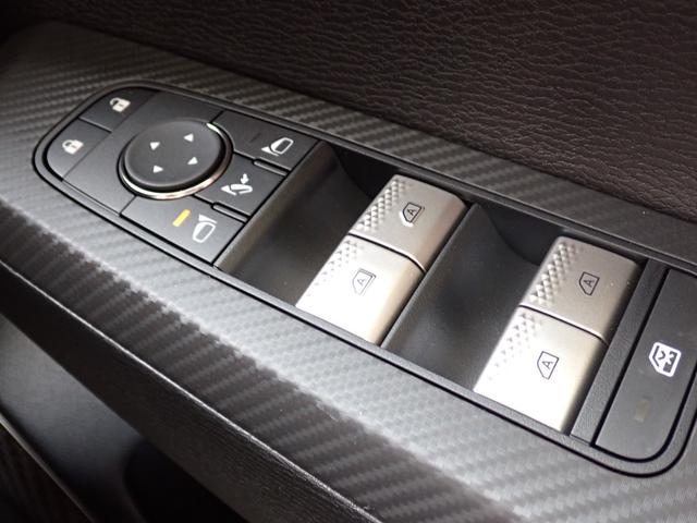 アウトランダーPHEV Pエグゼクティブパッケージ メーカー保証 サンルーフ セミアニリンレザー YAMAHAスピーカー 12.3型HDディスプレイ デジタルインナーミラー 全方位カメラ コーナーセンサー マイパイロット HUD ベンチレーション(46枚目)