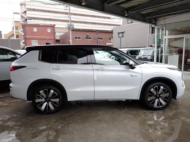 アウトランダーPHEV Pエグゼクティブパッケージ メーカー保証 セミアニリンレザー YAMAHAスピーカー 12.3型HDディスプレイ デジタルインナーミラー 全方位カメラ コーナーセンサー マイパイロット HUD ベンチレーション LEDライト(18枚目)