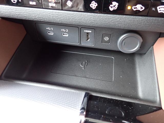 アウトランダーPHEV Pエグゼクティブパッケージ メーカー保証 セミアニリンレザー YAMAHAスピーカー 12.3型HDディスプレイ デジタルインナーミラー 全方位カメラ コーナーセンサー マイパイロット HUD ベンチレーション LEDライト(35枚目)