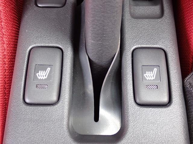 コペン セロ　メーカー保証　レッドインテリア　切削デザイン１６インチＡＷ　電動開閉式ルーフ　オートライト　バックセンサー　シートヒーター（9枚目）