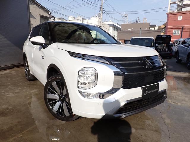 アウトランダーPHEV Pエグゼクティブパッケージ メーカー保証 CEV補助 セミアニリンレザー サンルーフ マイパイロット デジタルインナーミラー YAMAHAスピーカー 12.3インチディスプレイナビ HUD 全方位カメラ ミツビシコネクト(14枚目)