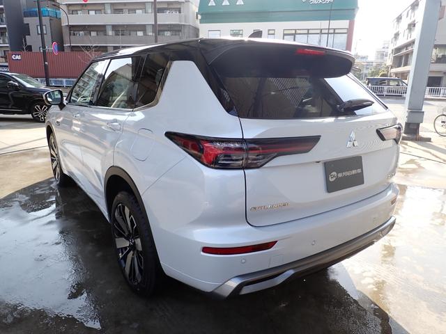 アウトランダーPHEV Pエグゼクティブパッケージ メーカー保証 CEV補助 セミアニリンレザー サンルーフ マイパイロット デジタルインナーミラー YAMAHAスピーカー 12.3インチディスプレイナビ HUD 全方位カメラ ミツビシコネクト(15枚目)