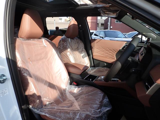 アウトランダーPHEV Pエグゼクティブパッケージ メーカー保証 CEV補助 セミアニリンレザー サンルーフ マイパイロット デジタルインナーミラー YAMAHAスピーカー 12.3インチディスプレイナビ HUD 全方位カメラ ミツビシコネクト(28枚目)