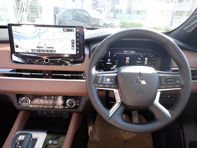 アウトランダーPHEV Pエグゼクティブパッケージ メーカー保証 CEV補助 セミアニリンレザー サンルーフ マイパイロット デジタルインナーミラー YAMAHAスピーカー 12.3インチディスプレイナビ HUD 全方位カメラ ミツビシコネクト(32枚目)