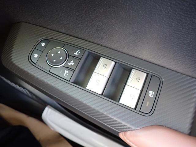 アウトランダーPHEV Pエグゼクティブパッケージ メーカー保証 CEV補助 セミアニリンレザー サンルーフ マイパイロット デジタルインナーミラー YAMAHAスピーカー 12.3インチディスプレイナビ HUD 全方位カメラ ミツビシコネクト(48枚目)