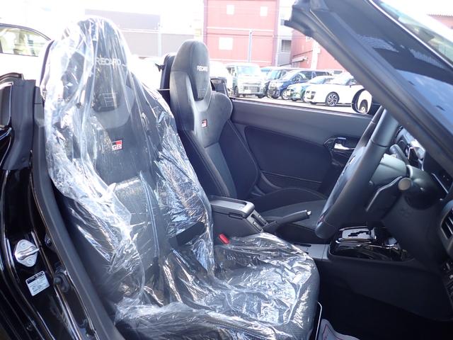 コペン GR スポーツ メーカー保証 届出済み未使用車 LEDヘッドライト シートヒーター バックソナー RECAROシート BBS製16インチAW 電動開閉ルーフ GR専用ショックアブソーバー オートライト スマートキー(24枚目)