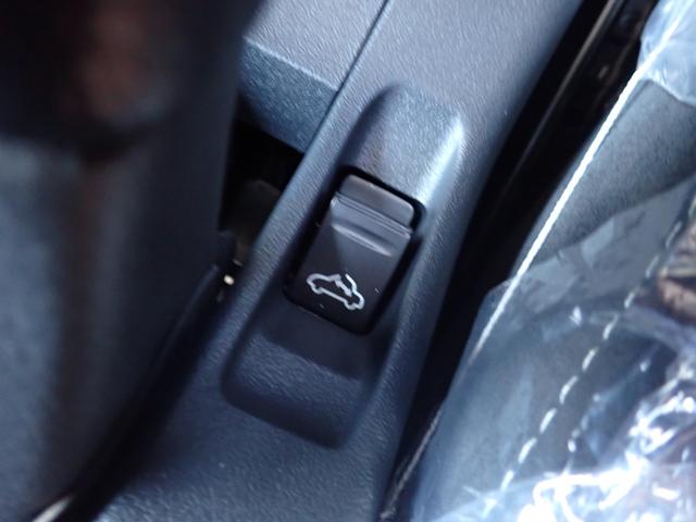 コペン GR スポーツ メーカー保証 届出済み未使用車 LEDヘッドライト シートヒーター バックソナー RECAROシート BBS製16インチAW 電動開閉ルーフ GR専用ショックアブソーバー オートライト スマートキー(48枚目)