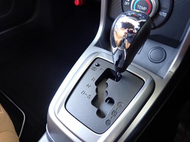 コペン セロ　メーカー保証継承　ベージュインテリア　切削デザイン１６インチＡＷ　電動開閉式ルーフ　オートライト　バックセンサー　シートヒーター　ＬＥＤヘッドライト（25枚目）