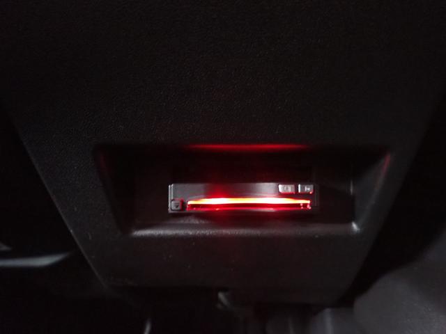 ジムニー ＸＣ　２４ヵ月保証　バックカメラ　ＡｐｐｌｅＣａｒＰｌａｙ　オートライト　ＥＴＣ　スマートキー　ＬＥＤヘッドライト　ＣＵＲＴキャリア　ドラレコ　１００Ｖコンセント　クルコン　シートヒーター（11枚目）