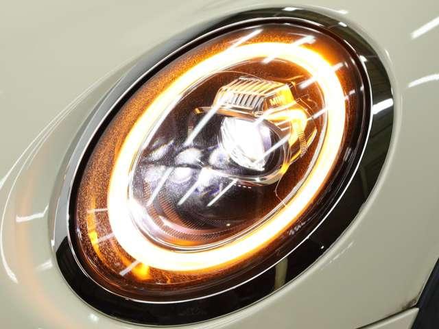 MINI ヴィクトリア ヴィクトリア 3ドア DCT 認定中古車 純正ナビ 障害物センサーBカメラ ETC LEDライト フォグライト Bluetooth USB キーレスエントリー(6枚目)