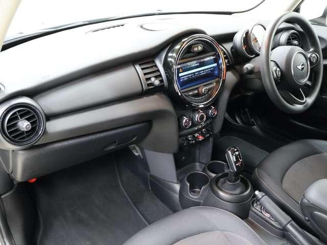 MINI ヴィクトリア ヴィクトリア 3ドア DCT 認定中古車 純正ナビ 障害物センサーBカメラ ETC LEDライト フォグライト Bluetooth USB キーレスエントリー(10枚目)