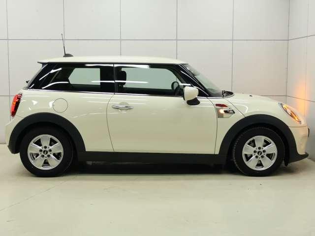 MINI ヴィクトリア ヴィクトリア 3ドア DCT 認定中古車 純正ナビ 障害物センサーBカメラ ETC LEDライト フォグライト Bluetooth USB キーレスエントリー(19枚目)