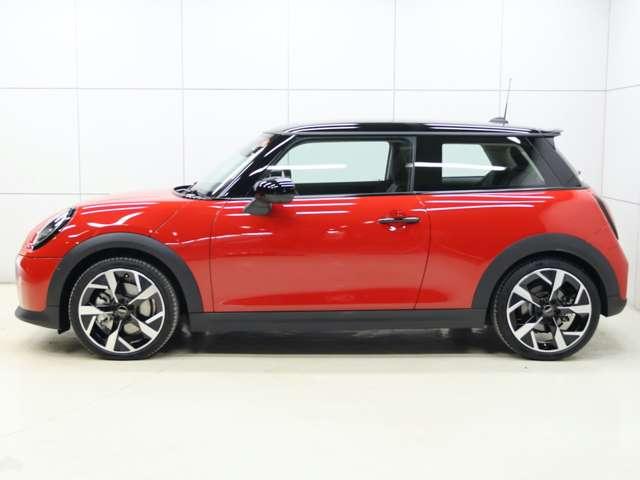 MINI クーパーS クラシック・トリム クーパーS 3ドア DCT 認定中古車/CLASSICトリム/ナビ/アップルカープレイ/アンドロイドオート/シートヒーター/ステアリングヒーターステアリングサポート/ACC/ETC/18AW(5枚目)