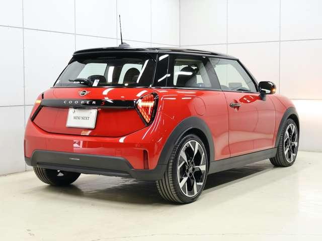 MINI クーパーS クラシック・トリム クーパーS 3ドア DCT 認定中古車/CLASSICトリム/ナビ/アップルカープレイ/アンドロイドオート/シートヒーター/ステアリングヒーターステアリングサポート/ACC/ETC/18AW(16枚目)