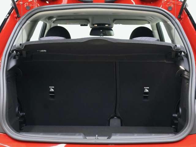 MINI クーパーS クラシック・トリム クーパーS 3ドア DCT 認定中古車/CLASSICトリム/ナビ/アップルカープレイ/アンドロイドオート/シートヒーター/ステアリングヒーターステアリングサポート/ACC/ETC/18AW(19枚目)