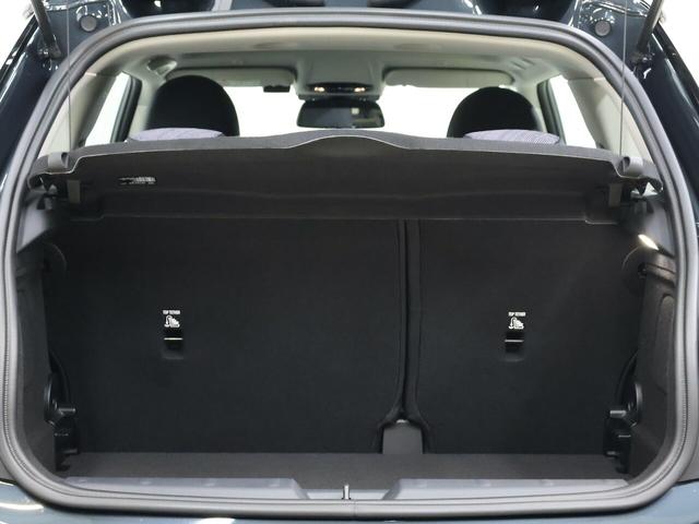 MINI クーパーC クラシック・トリム 認定中古車/ナビ/クラシックトリム/アップルカープレイ/アンドロイドオート/シートヒーター/ステアリングヒーター/ACC/ETC/16AW/LEDヘッドライト/バックカメラ/前後センサー/衝突軽減(18枚目)