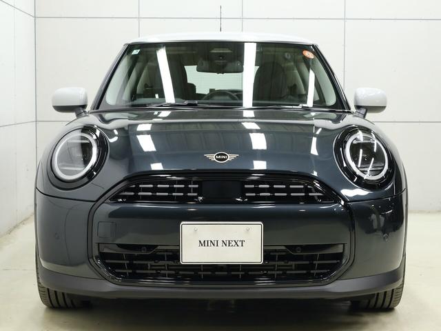 MINI 3ドア DCT 定中古車/ナビ/クラシックトリム/アップルカープレイ/アンドロイドオート/シートヒーター/ステアリングヒーター/ACC/ETC/16AW/LEDヘッドライト/バックカメラ/前後センサー(4枚目)