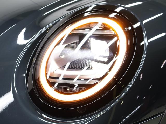 MINI 3ドア DCT 定中古車/ナビ/クラシックトリム/アップルカープレイ/アンドロイドオート/シートヒーター/ステアリングヒーター/ACC/ETC/16AW/LEDヘッドライト/バックカメラ/前後センサー(6枚目)