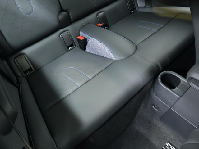 MINI 3ドア DCT 定中古車/ナビ/クラシックトリム/アップルカープレイ/アンドロイドオート/シートヒーター/ステアリングヒーター/ACC/ETC/16AW/LEDヘッドライト/バックカメラ/前後センサー(22枚目)