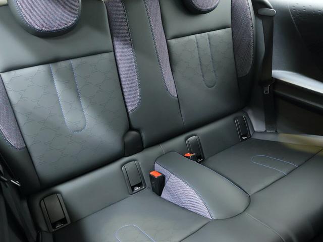 MINI 3ドア DCT 定中古車/ナビ/クラシックトリム/アップルカープレイ/アンドロイドオート/シートヒーター/ステアリングヒーター/ACC/ETC/16AW/LEDヘッドライト/バックカメラ/前後センサー(23枚目)