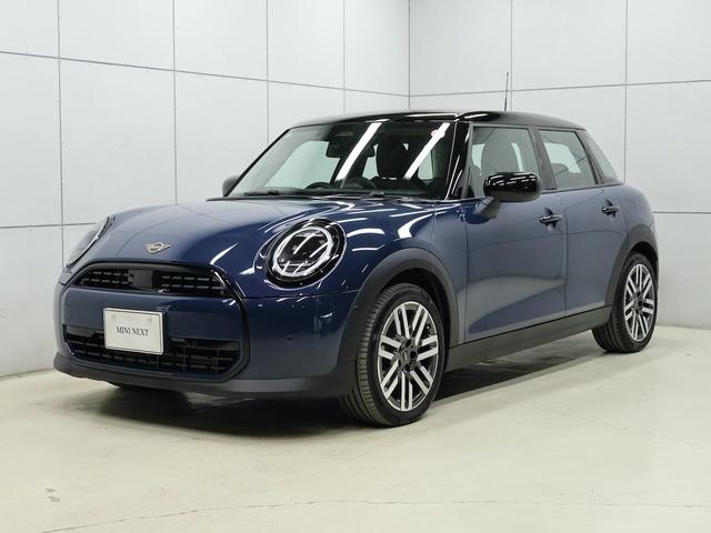 MINI クーパーC クラシック・トリム 認定中古車/ナビ/クラシックトリム/アップルカープレイ/アンドロイドオート/シートヒーター/ステアリングヒーター/ACC/ETC/17AW/LEDヘッドライト/バックカメラ/前後センサー/衝突軽減(2枚目)