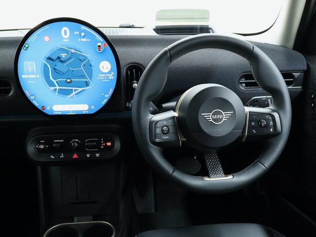 MINI クーパーC クラシック・トリム 認定中古車/ナビ/クラシックトリム/アップルカープレイ/アンドロイドオート/シートヒーター/ステアリングヒーター/ACC/ETC/17AW/LEDヘッドライト/バックカメラ/前後センサー/衝突軽減(25枚目)