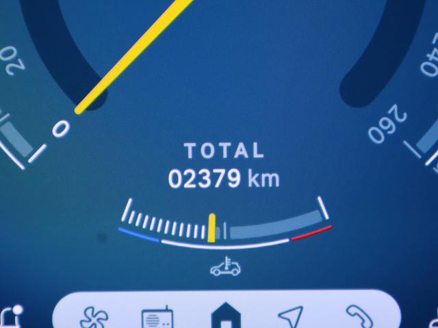 MINI クーパーC クラシック・トリム 認定中古車/ナビ/クラシックトリム/アップルカープレイ/アンドロイドオート/シートヒーター/ステアリングヒーター/ACC/ETC/17AW/LEDヘッドライト/バックカメラ/前後センサー/衝突軽減(34枚目)