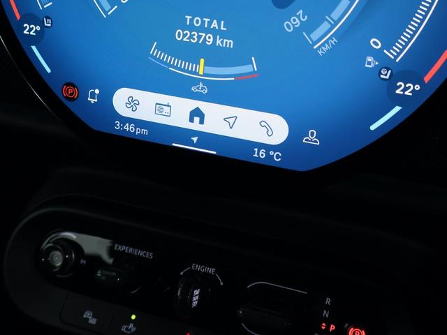 MINI クーパーC クラシック・トリム 認定中古車/ナビ/クラシックトリム/アップルカープレイ/アンドロイドオート/シートヒーター/ステアリングヒーター/ACC/ETC/17AW/LEDヘッドライト/バックカメラ/前後センサー/衝突軽減(43枚目)