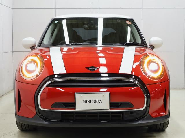 MINI クーパー 3ドア DCT AppleCarPlay アクティブクルーズ 前後障害物センサーRカメラ Bluetooth ETC LEDライト スマートキー USB 17インチホイール(3枚目)