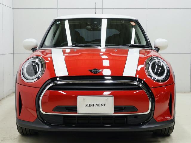 MINI クーパー 3ドア DCT AppleCarPlay アクティブクルーズ 前後障害物センサーRカメラ Bluetooth ETC LEDライト スマートキー USB 17インチホイール(4枚目)