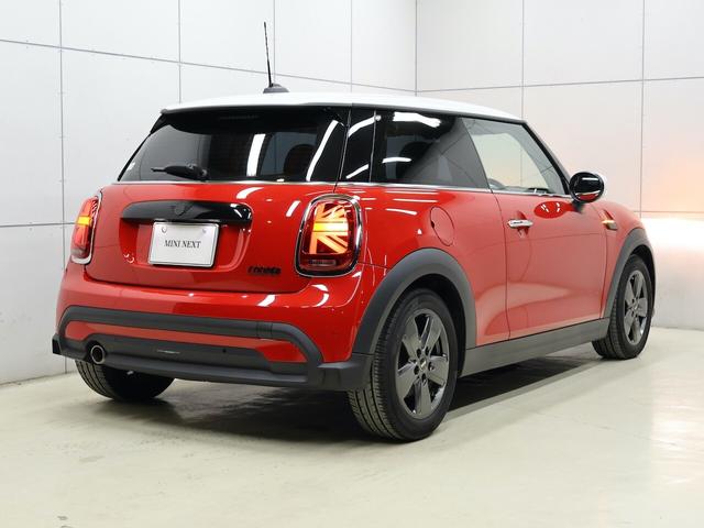 MINI クーパー 3ドア DCT AppleCarPlay アクティブクルーズ 前後障害物センサーRカメラ Bluetooth ETC LEDライト スマートキー USB 17インチホイール(7枚目)