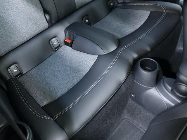 MINI クーパー 3ドア DCT AppleCarPlay アクティブクルーズ 前後障害物センサーRカメラ Bluetooth ETC LEDライト スマートキー USB 17インチホイール(22枚目)