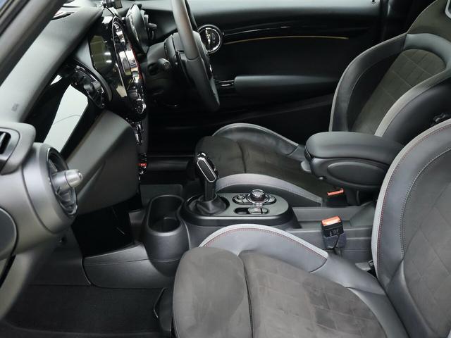 MINI 3ドア ナビ アクテイブクルーズ ヘッドアップディスプレイ 前後障害物センサーRカメラ Bluetooth ETC LEDライト スマートキー USB 18インチホイール(10枚目)