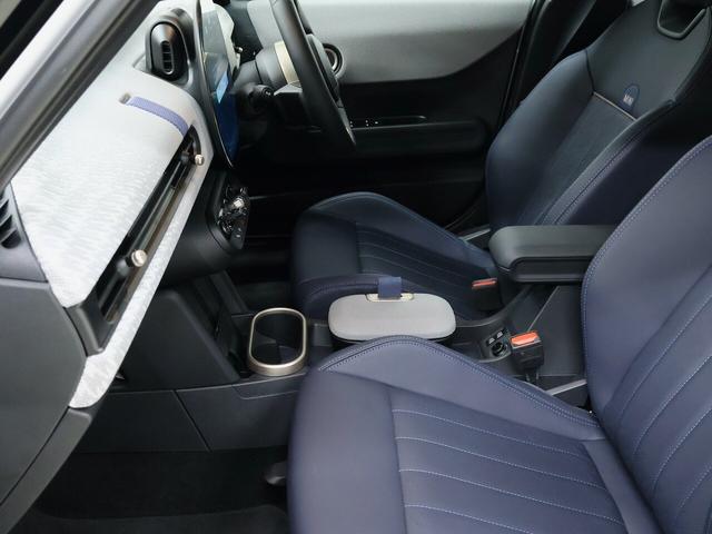 ＭＩＮＩ 　クーパーＣ　５ドア　ＤＣＴ　認定中古車／ナビ／ＦＡＶＯＲＥＤトリム／アップルカープレイ／アンドロイドオート／シートヒーター／ステアリングヒーター／ＡＣＣ／ＥＴＣ／１７ＡＷ／ＬＥＤヘッドライト（10枚目）