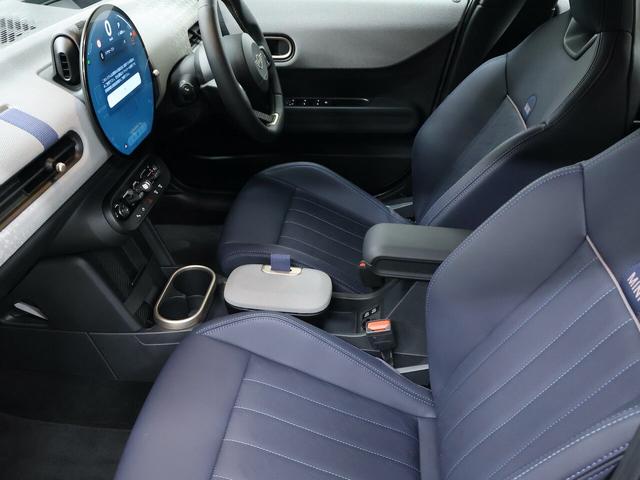 ＭＩＮＩ 　クーパーＣ　５ドア　ＤＣＴ　認定中古車／ナビ／ＦＡＶＯＲＥＤトリム／アップルカープレイ／アンドロイドオート／シートヒーター／ステアリングヒーター／ＡＣＣ／ＥＴＣ／１７ＡＷ／ＬＥＤヘッドライト（11枚目）