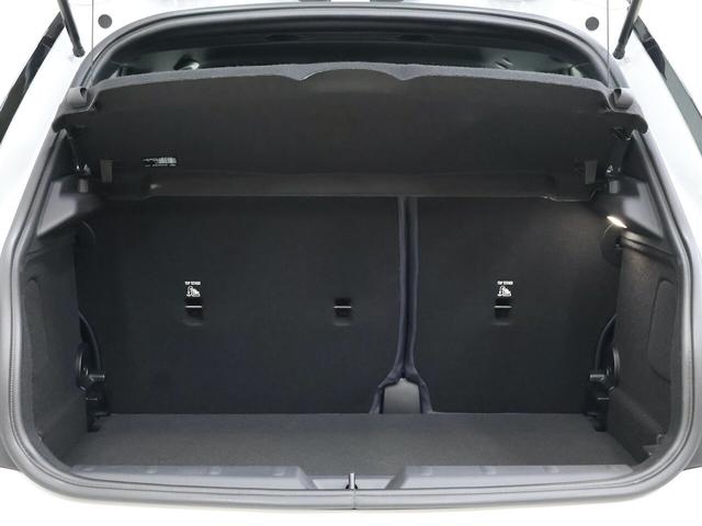 ＭＩＮＩ 　クーパーＣ　５ドア　ＤＣＴ　認定中古車／ナビ／ＦＡＶＯＲＥＤトリム／アップルカープレイ／アンドロイドオート／シートヒーター／ステアリングヒーター／ＡＣＣ／ＥＴＣ／１７ＡＷ／ＬＥＤヘッドライト（18枚目）