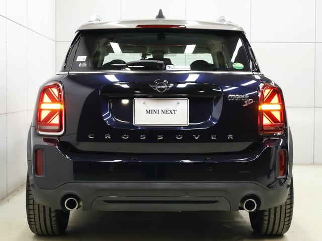 ＭＩＮＩ クーパーＳＤ　クロスオーバー　オール４　純正ナビ　ヘッドアップディスプレイ電動リアゲート　アクテイブクルーズ　前後障害物センサー　Ｒカメラ　シートヒーター　ＵＳＢ　スマートキー　純正１９インチホイール　Ｂｌｕｅｔｏｏｔｈ　ＬＥＤライト（17枚目）