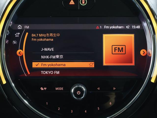 ＭＩＮＩ クーパーＳＤ　クロスオーバー　オール４　純正ナビ　ヘッドアップディスプレイ電動リアゲート　アクテイブクルーズ　前後障害物センサー　Ｒカメラ　シートヒーター　ＵＳＢ　スマートキー　純正１９インチホイール　Ｂｌｕｅｔｏｏｔｈ　ＬＥＤライト（30枚目）