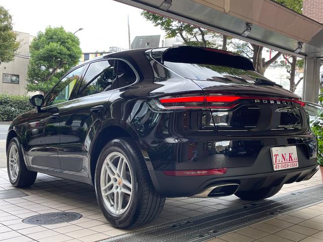 PORSCHE MACAN MACAN