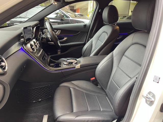 Cクラス C200 ローレウスエディション スポーツプラス ブルメスタサウンド ヘッドアップディスプレイ フットトランクオープナー パワートランク スペアキー 禁煙車 シートヒーター ナビバックカメラ ETC2.0 オートライト オートエアコン(15枚目)