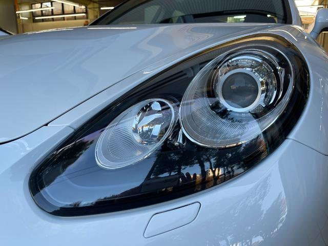 パナメーラ 　４　ＰＤＫ　４ＷＤ　スペアキー　禁煙　アルミ付スタッドレスタイヤ別有　前後ドライブレコーダー　シートヒーター　オートライト　オートリヤゲート　オートエアコン　クルコン　ヘッドライトウオッシャー（39枚目）