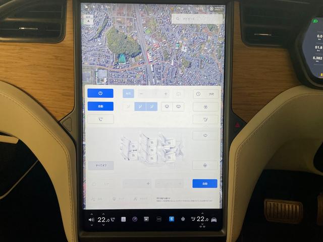 モデルＸ １００Ｄ　オートパイロット　エアサスペンション　革シート　パワーシート　ＥＴＣ　ファルコンウィングドア　オートトランク　シート＆ハンドルヒーター　７人乗り　　パノラマルーフ（62枚目）