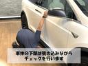 ロングレンジ　ＡＷＤ　ワンオーナー　テスラ純正ルーフラック　ヒートポンプシステム　１５インチディスプレイ　ブラックヴィーガンレザーシート＆ヒーター　電動リアゲート　ガラスルーフ　純正１９インチＡＷ（36枚目）