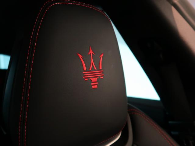 ギブリ マセラティ ｓ グランスポーツ ｎｅｒｏカラー ２０ｉｎｕｒａｎｏブラックａｗ 黒革内装 赤ステッチ ネリッシモパック ソフトクローズドア パワートランク フルｌｅｄヘッドランプ 千葉県 ｓ グランスポーツ ｎｅｒｏカラー ２０ｉｎｕｒａｎｏブラックａｗ