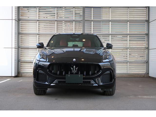 グレカーレ Ｎｅｒｏ　Ｉｎｆｉｎｉｔｏ　国内限定２０台　パワーシート　革シート　　スマートキー　パノラマガラスサンルーフ　地デジＴＶ　電動格納ミラー　ＡＣＣ　ＬＫＡ（5枚目）