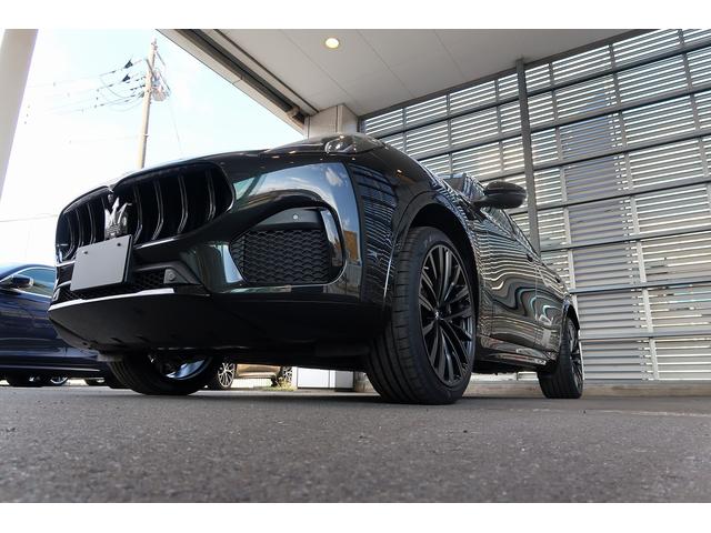 グレカーレ Ｎｅｒｏ　Ｉｎｆｉｎｉｔｏ　国内限定２０台　パワーシート　革シート　　スマートキー　パノラマガラスサンルーフ　地デジＴＶ　電動格納ミラー　ＡＣＣ　ＬＫＡ（13枚目）