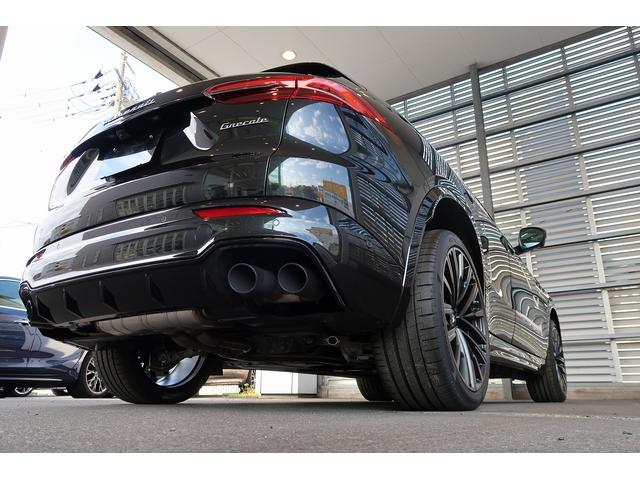 グレカーレ Ｎｅｒｏ　Ｉｎｆｉｎｉｔｏ　国内限定２０台　パワーシート　革シート　　スマートキー　パノラマガラスサンルーフ　地デジＴＶ　電動格納ミラー　ＡＣＣ　ＬＫＡ（14枚目）